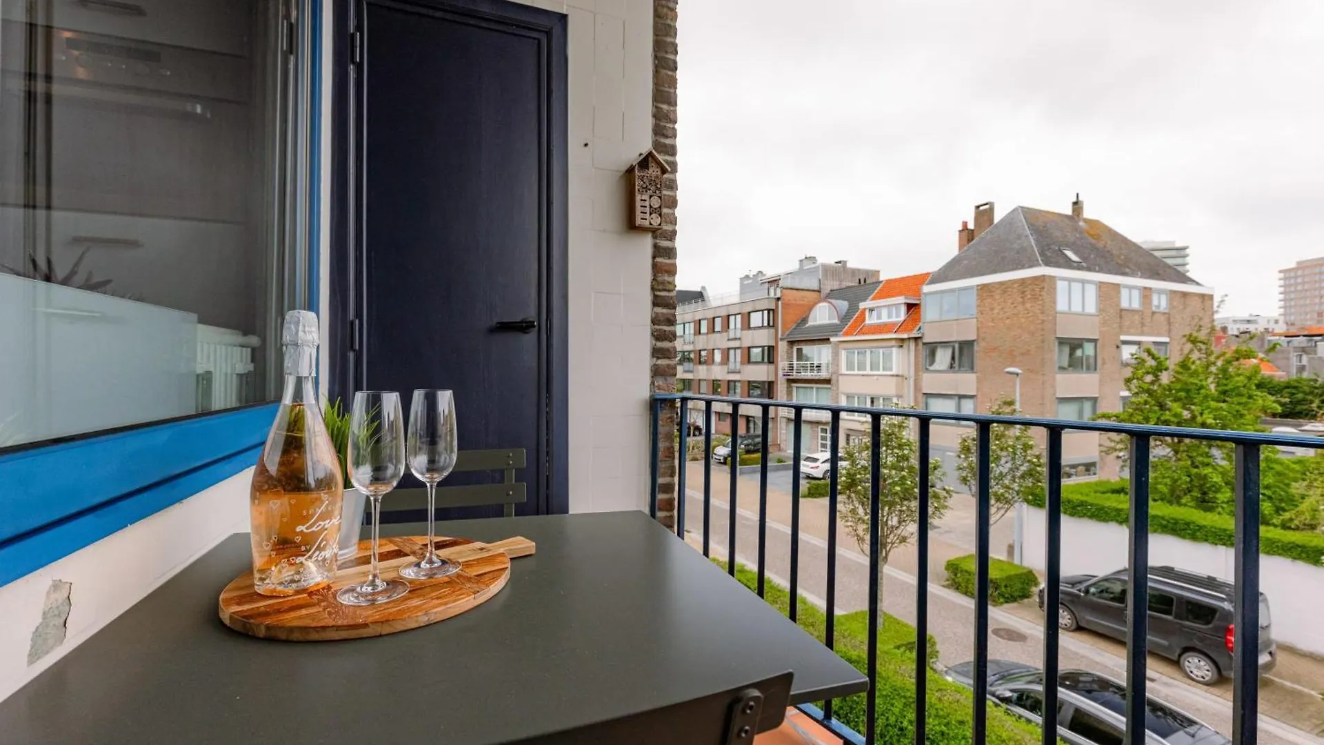Huswell - Cozy Apartment On Walking Distance From The Beach Ostend