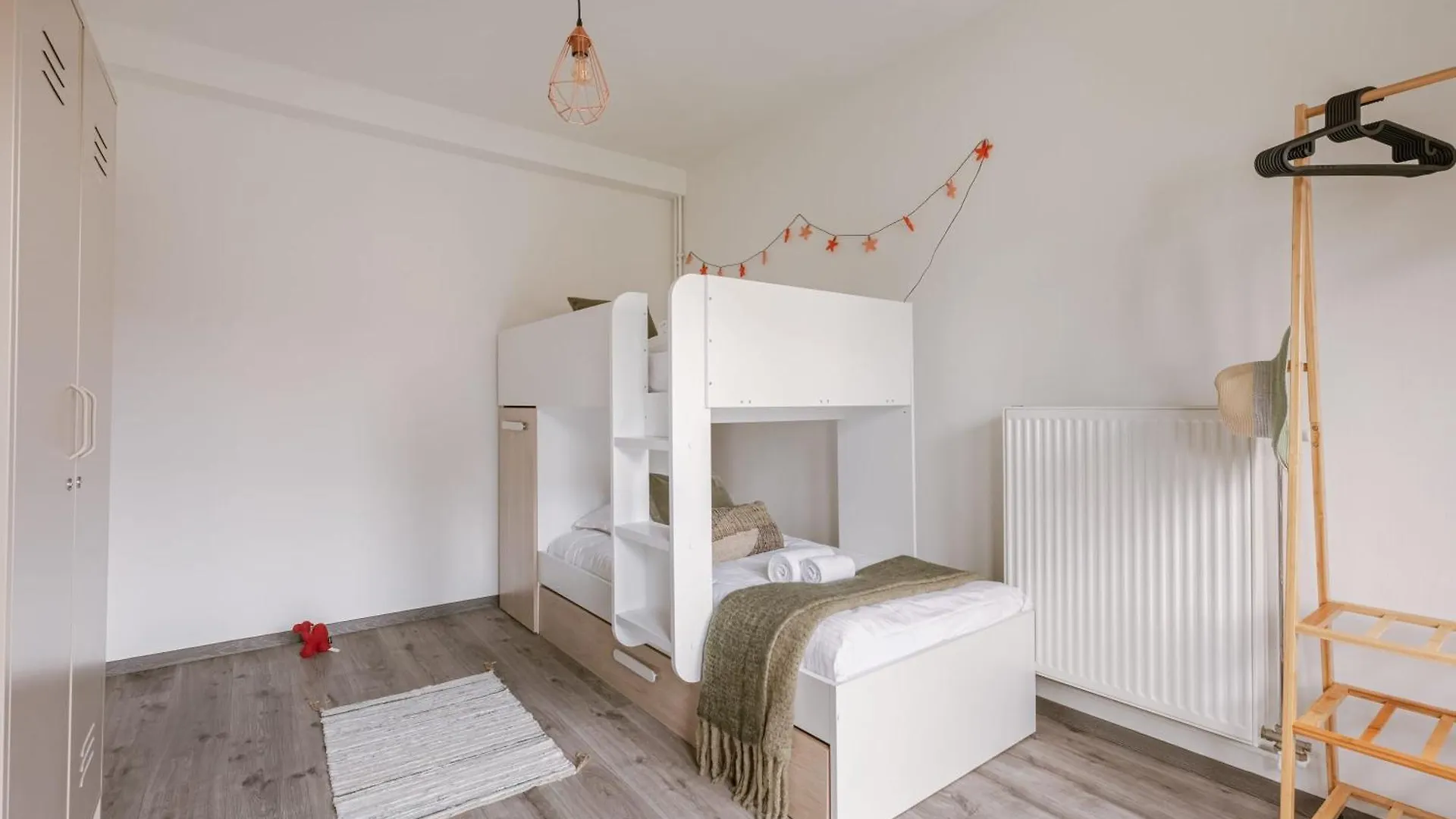 Huswell - Cozy Apartment On Walking Distance From The Beach Ostend Belgium