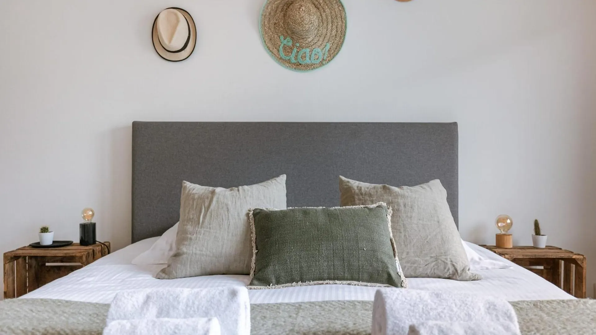 Huswell - Cozy Apartment On Walking Distance From The Beach Ostend Belgium