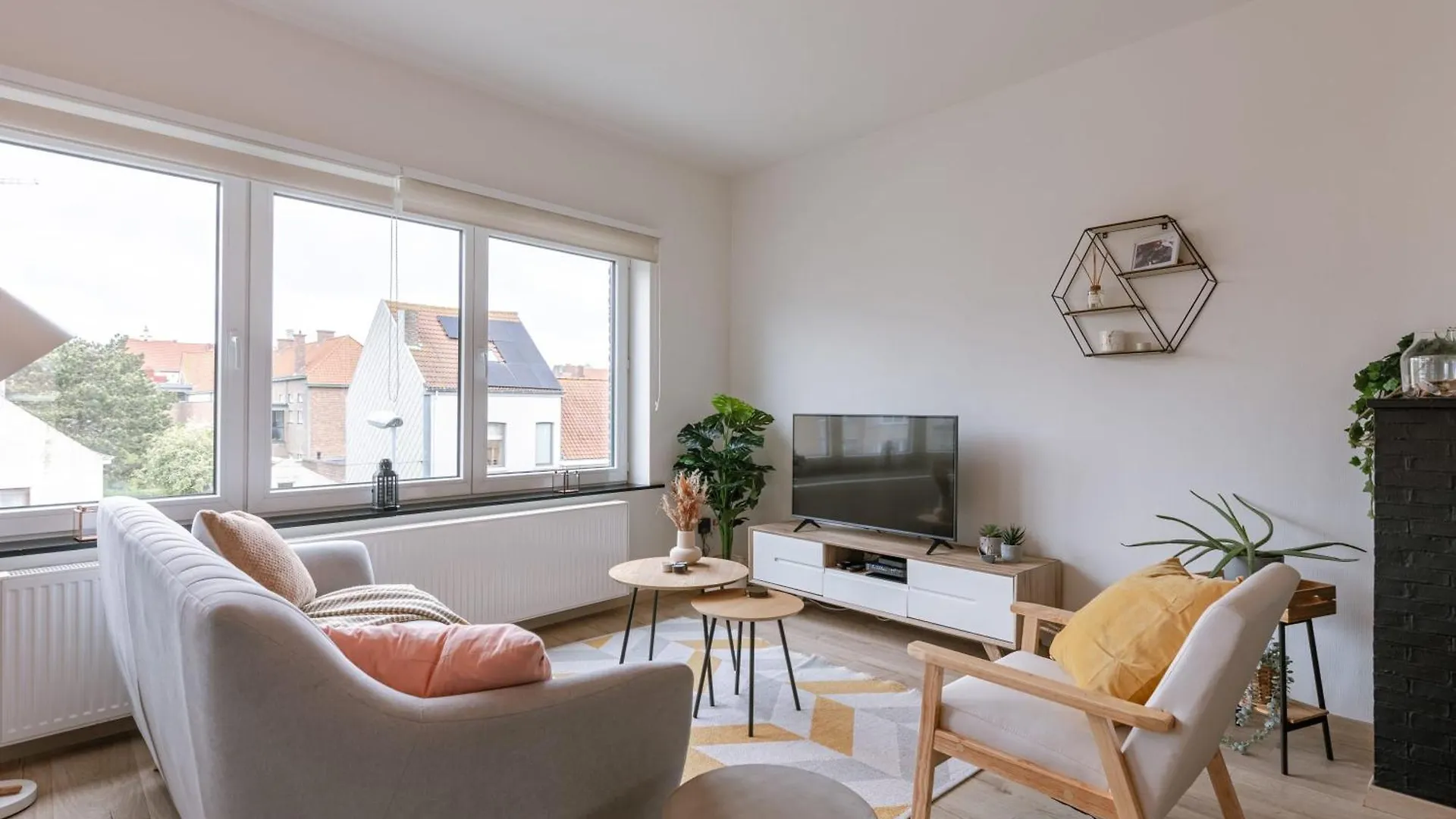 Huswell - Cozy Apartment On Walking Distance From The Beach Ostend Belgium