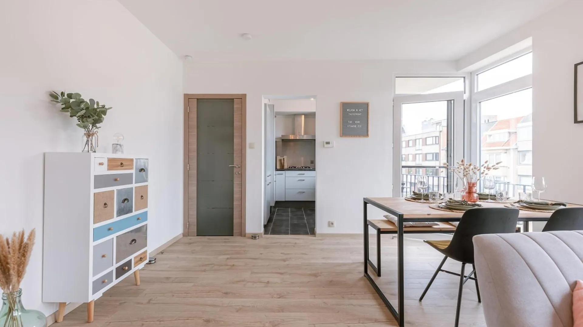 Huswell - Cozy Apartment On Walking Distance From The Beach Ostend