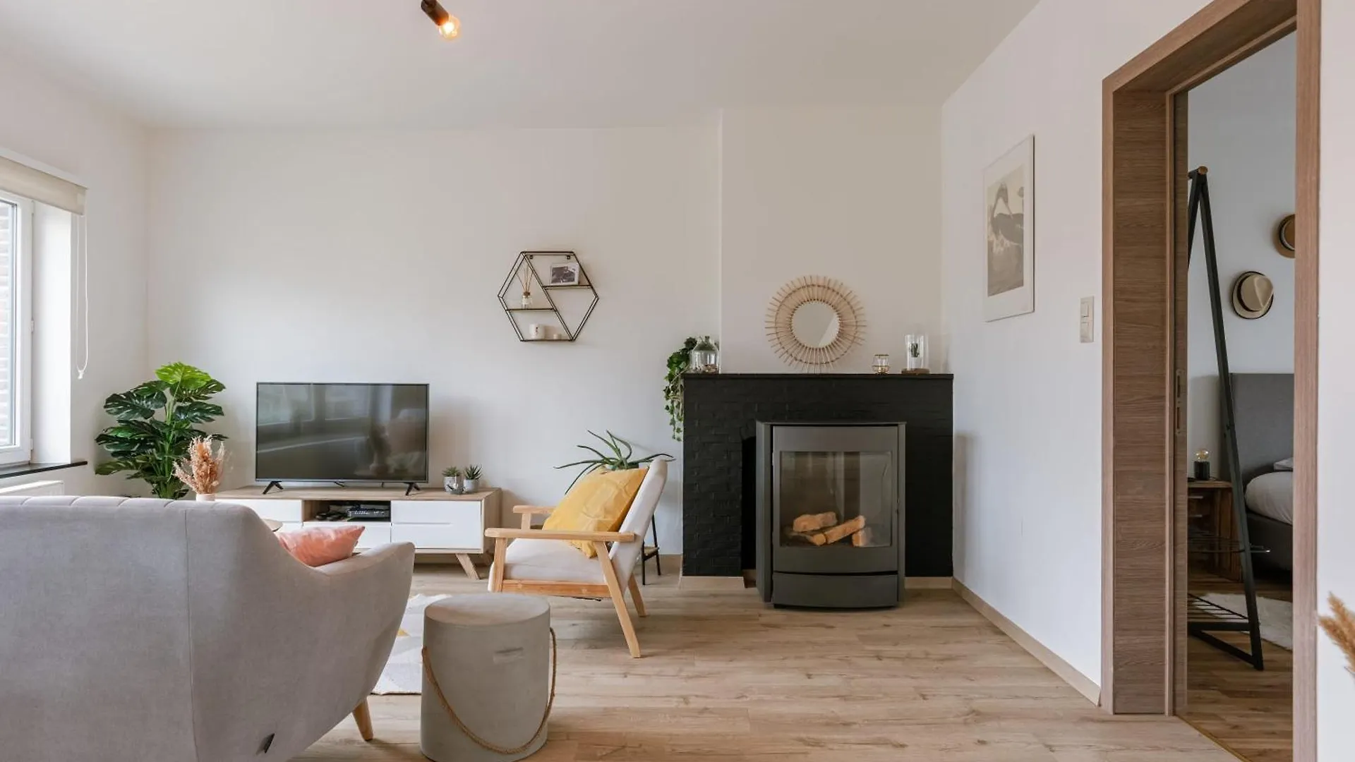 Huswell - Cozy Apartment On Walking Distance From The Beach Ostend