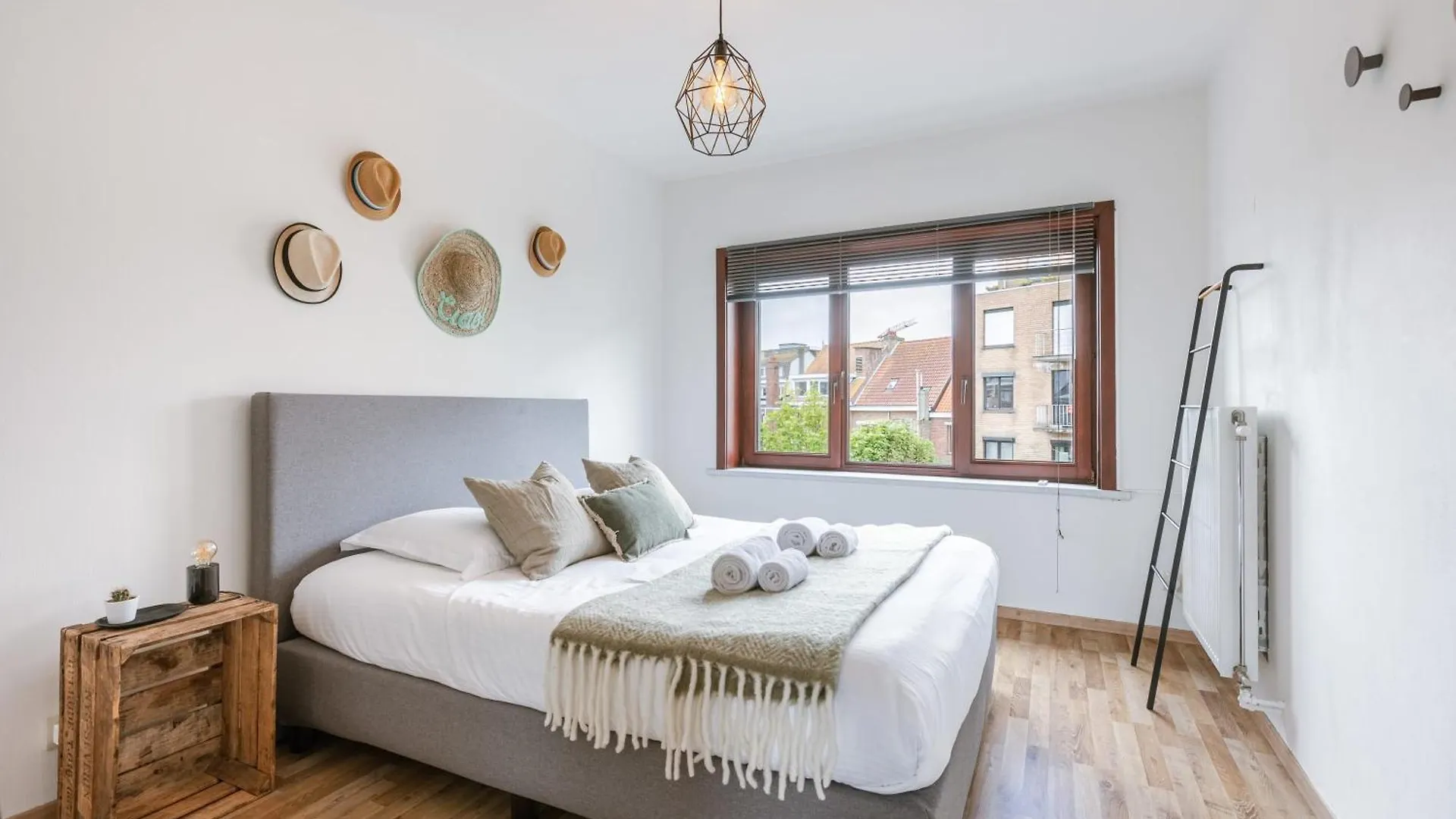 Huswell - Cozy Apartment On Walking Distance From The Beach Ostend 0*,  Belgium