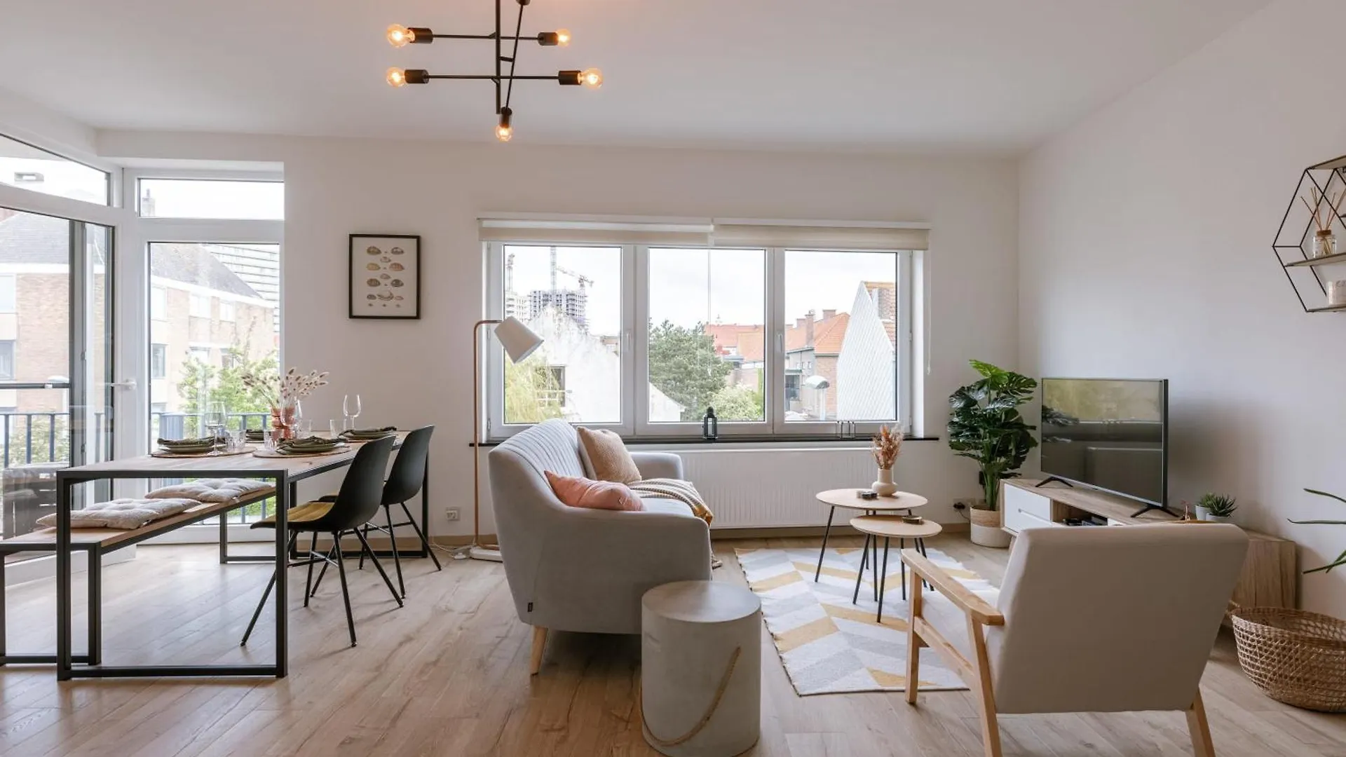 Huswell - Cozy Apartment On Walking Distance From The Beach Ostend